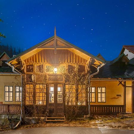 Sovi Dom- Historicke Apartmany Z 19 Storocia, 4Km Od Banskej Stiavnice Svaty Anton ภายนอก รูปภาพ