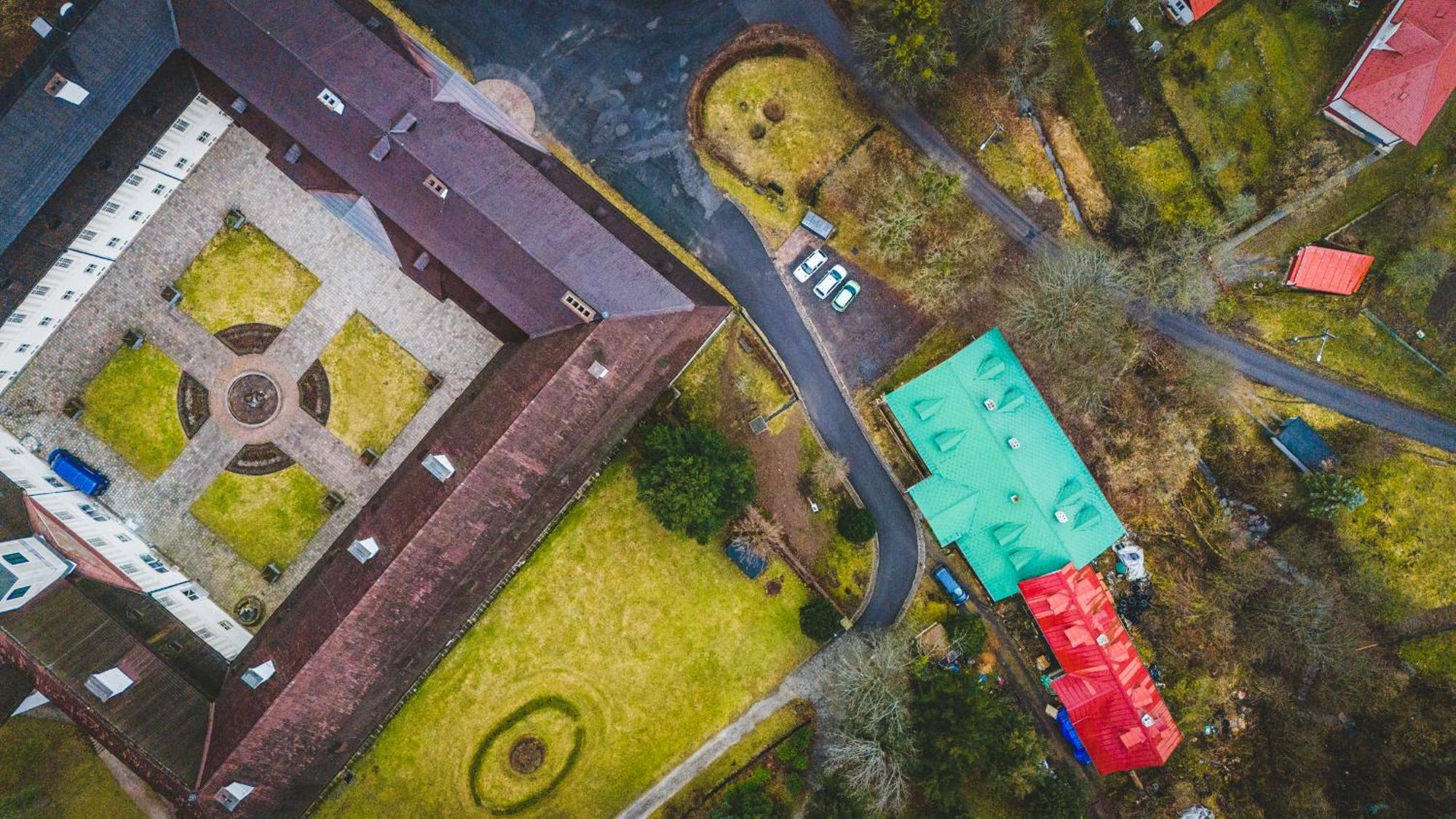 Sovi Dom- Historicke Apartmany Z 19 Storocia, 4Km Od Banskej Stiavnice Svaty Anton ภายนอก รูปภาพ