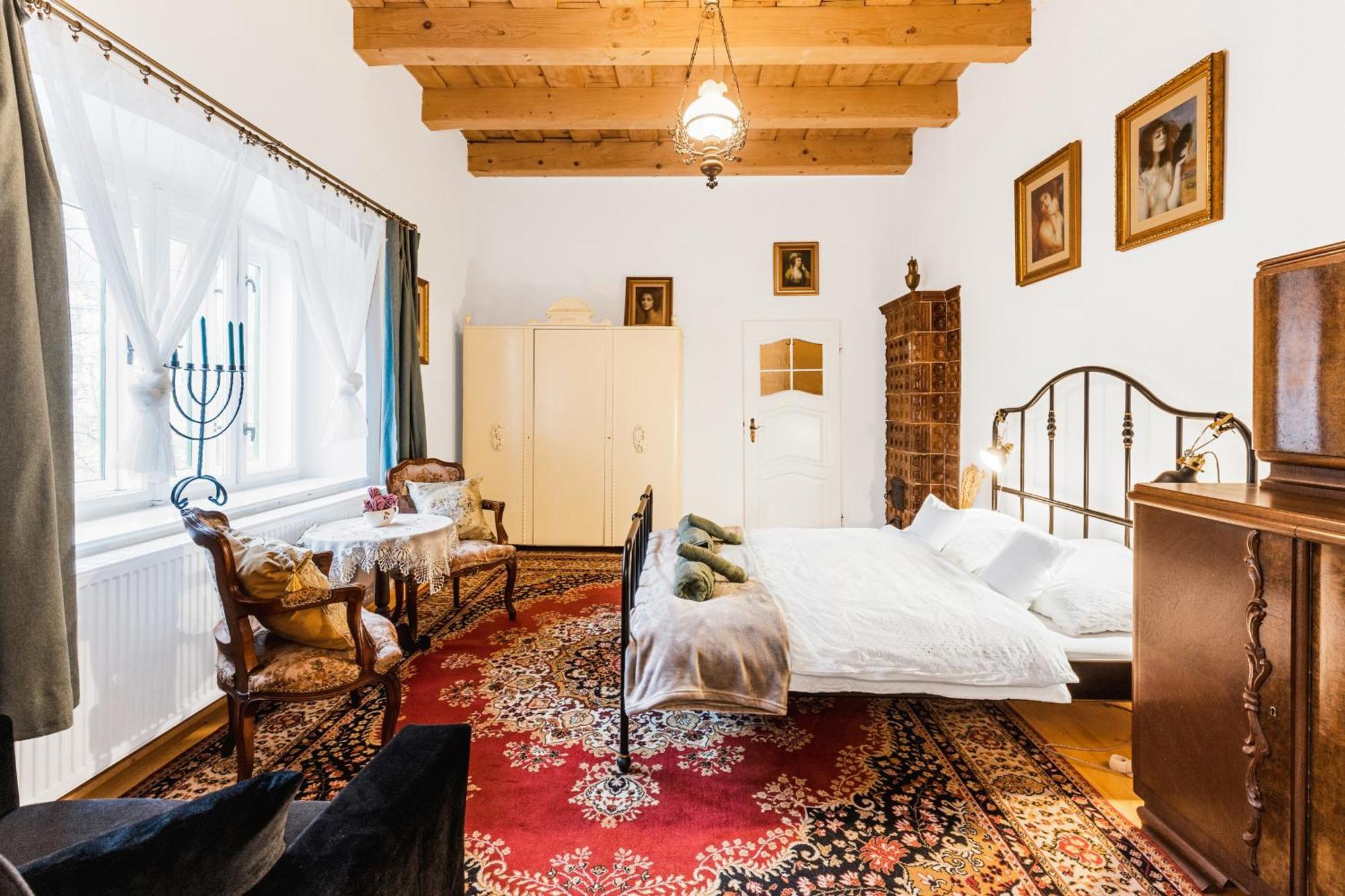 Sovi Dom- Historicke Apartmany Z 19 Storocia, 4Km Od Banskej Stiavnice Svaty Anton ภายนอก รูปภาพ